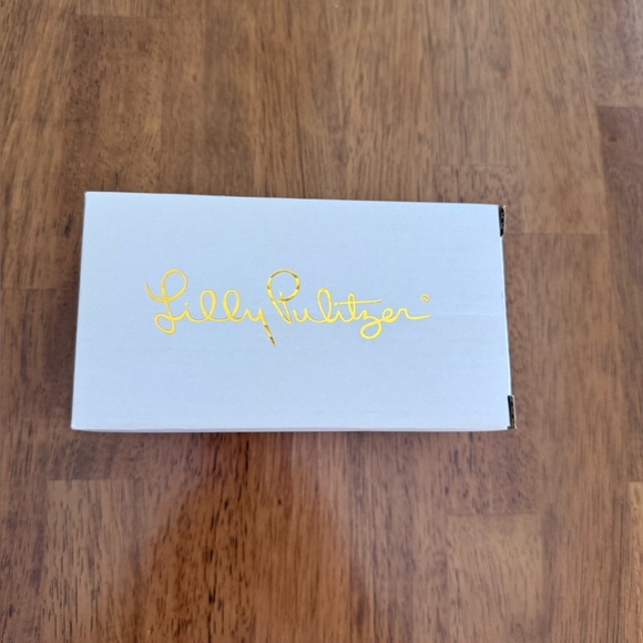 NWT Lilly Pulitzer Insulated Can Tumbler 11.8 oz High Tide Navy Turtle Amazement - Picture 13 of 15